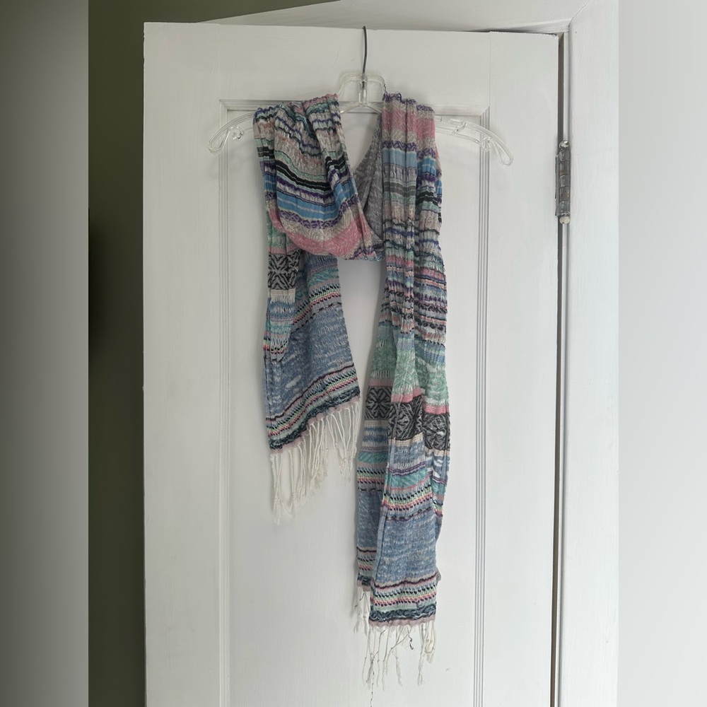 4/$20 DEAL ON ANY BUNDLE OF SCARVES
Vanity Colorful Scarf with Fringe